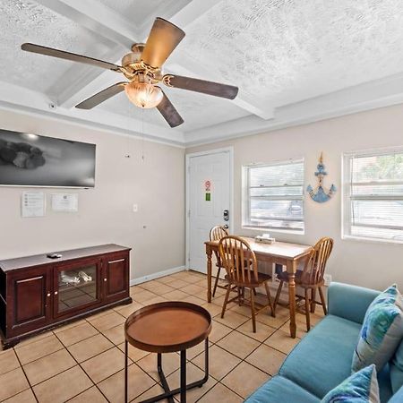 Апартаменты 1Br With Pool Parking Pets Next To Beach 6 Миртл-Бич Экстерьер фото